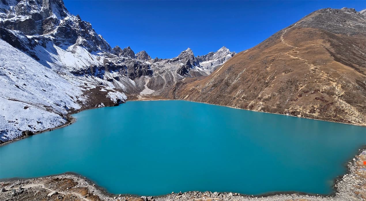 Gokyo Lake Valley Trek