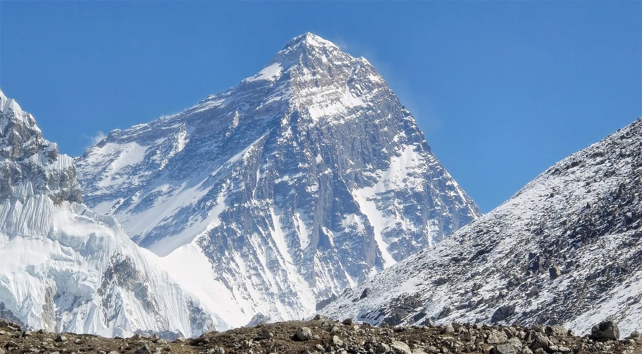 Gokyo Lake Valley Trek